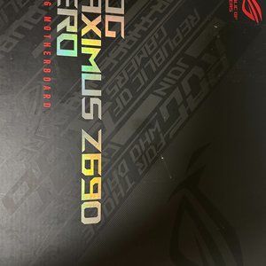 ASUS ROG MAXIMUS Z690 HERO LGA1700 ATX Motherboard